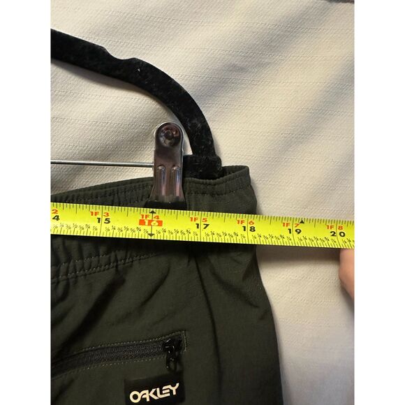 NWT Oakley Mens Transport Hybrid Packable 19" Shorts Dark Green Size XL Regular - Picture 6 of 6